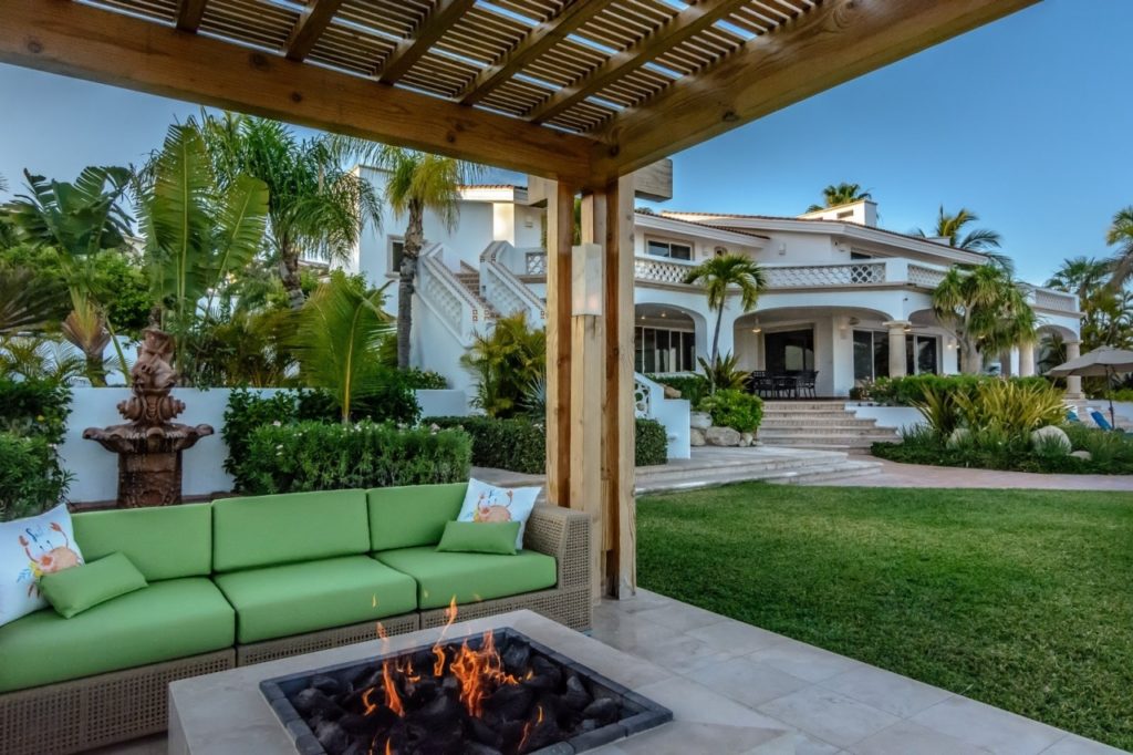 Spanish Villas | Different Mexican Style Homes You Can Buy in Cabo